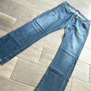 Levi’s tilted 13 long